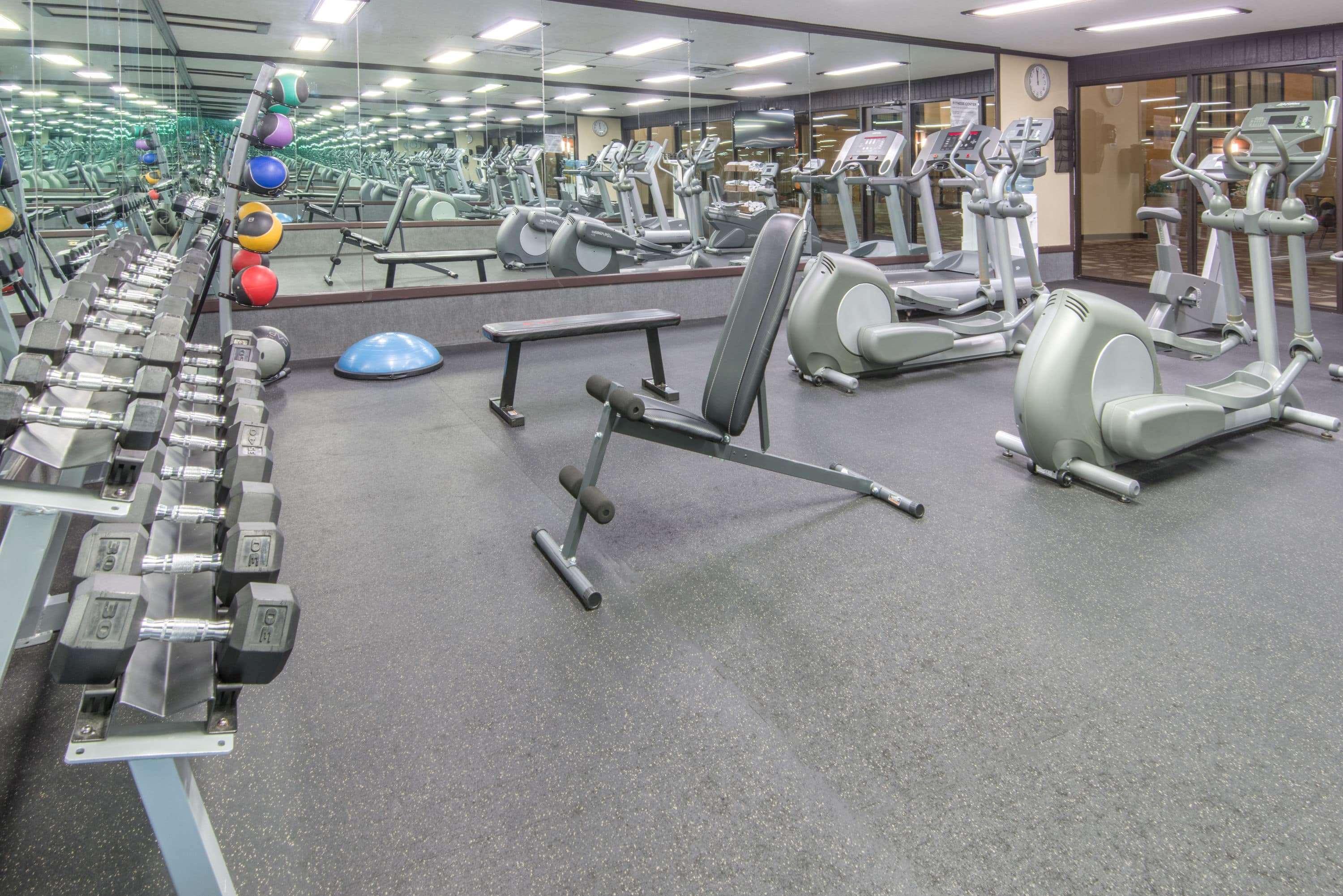 Wyndham Garden Oklahoma City Resort & Conference Hotel Near Airport, Fairgrounds Paycom & I40 Екстер'єр фото