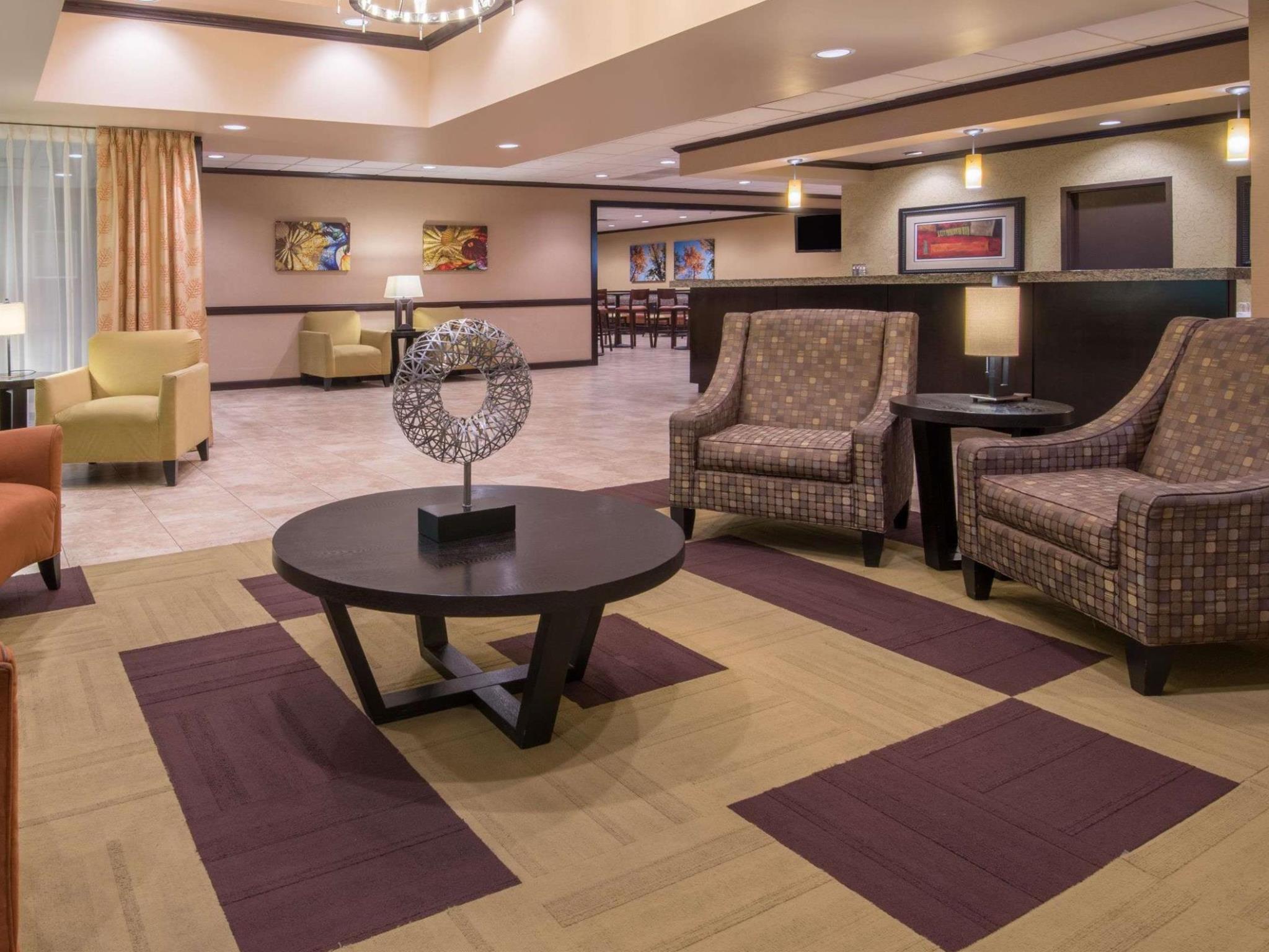 Wyndham Garden Oklahoma City Resort & Conference Hotel Near Airport, Fairgrounds Paycom & I40 Екстер'єр фото