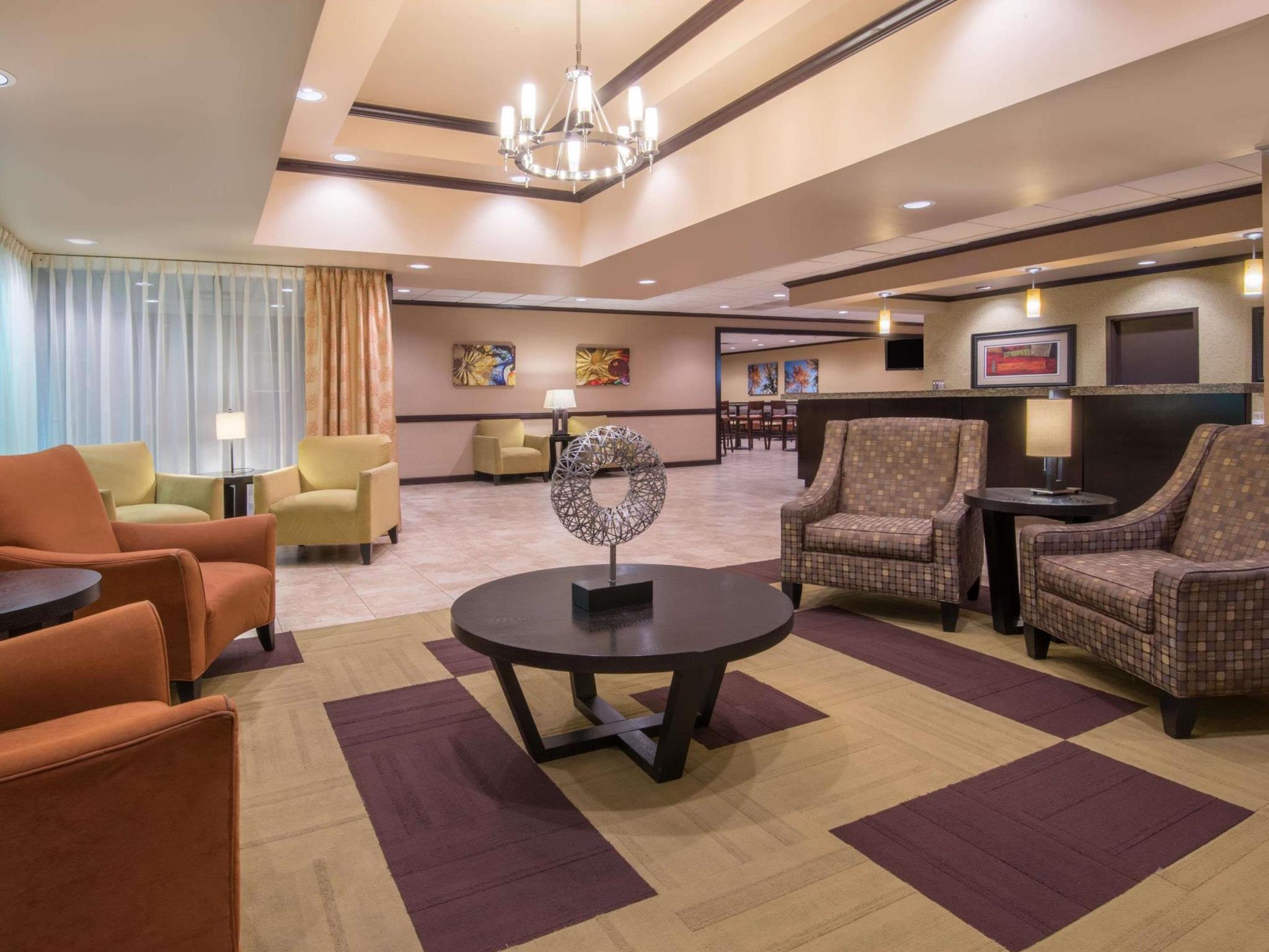Wyndham Garden Oklahoma City Resort & Conference Hotel Near Airport, Fairgrounds Paycom & I40 Екстер'єр фото